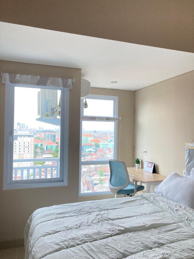 Bess Mansion Apartment, 16Th Floor Surabaya Esterno foto