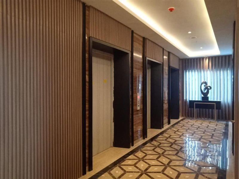 Bess Mansion Apartment, 16Th Floor Surabaya Esterno foto
